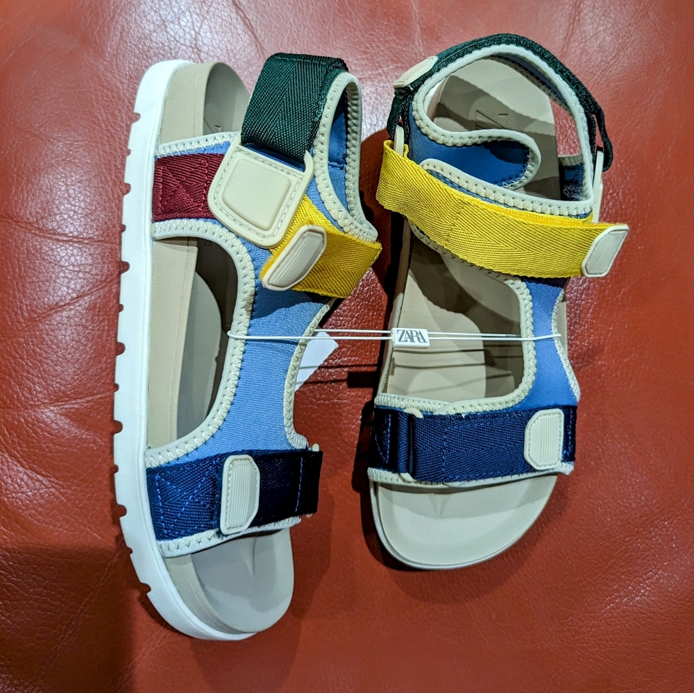 Zara NWT Kids Multicolor Sandals sz 5.5